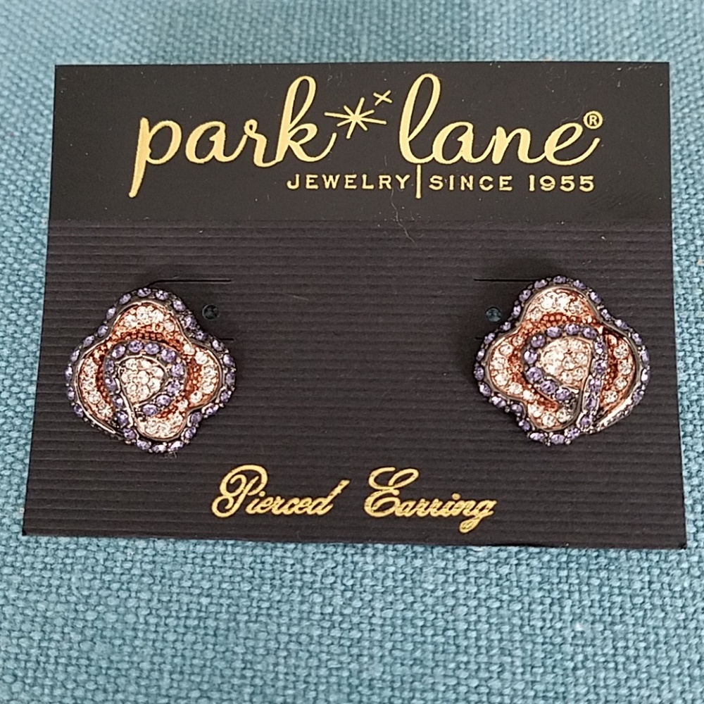 Park Lane Camellia earrings